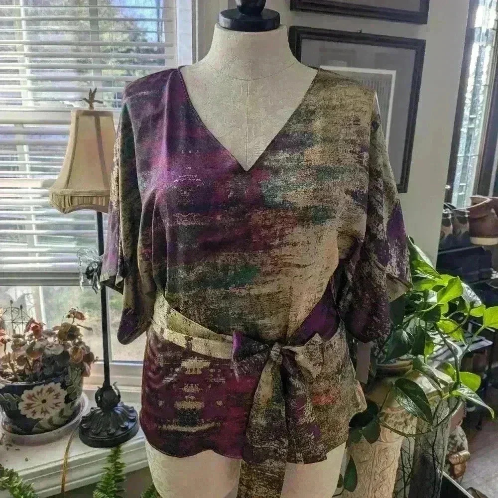 NWT Natori Women's Top Size M